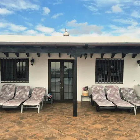 Casa Anabella By Escape Villa Puerto del Carmen (Lanzarote)