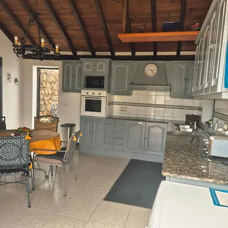 Casa Anabella By Escape Villa Puerto del Carmen (Lanzarote)