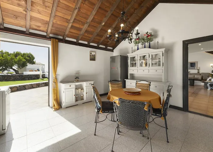 Villa Casa Anabella By Escape Puerto del Carmen