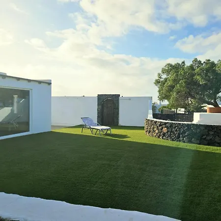 Willa Casa Anabella By Escape Puerto del Carmen (Lanzarote)